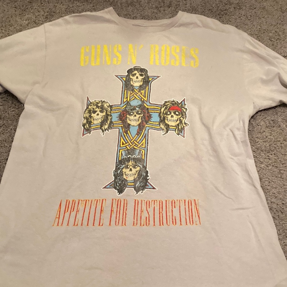 Guns and roses tee.